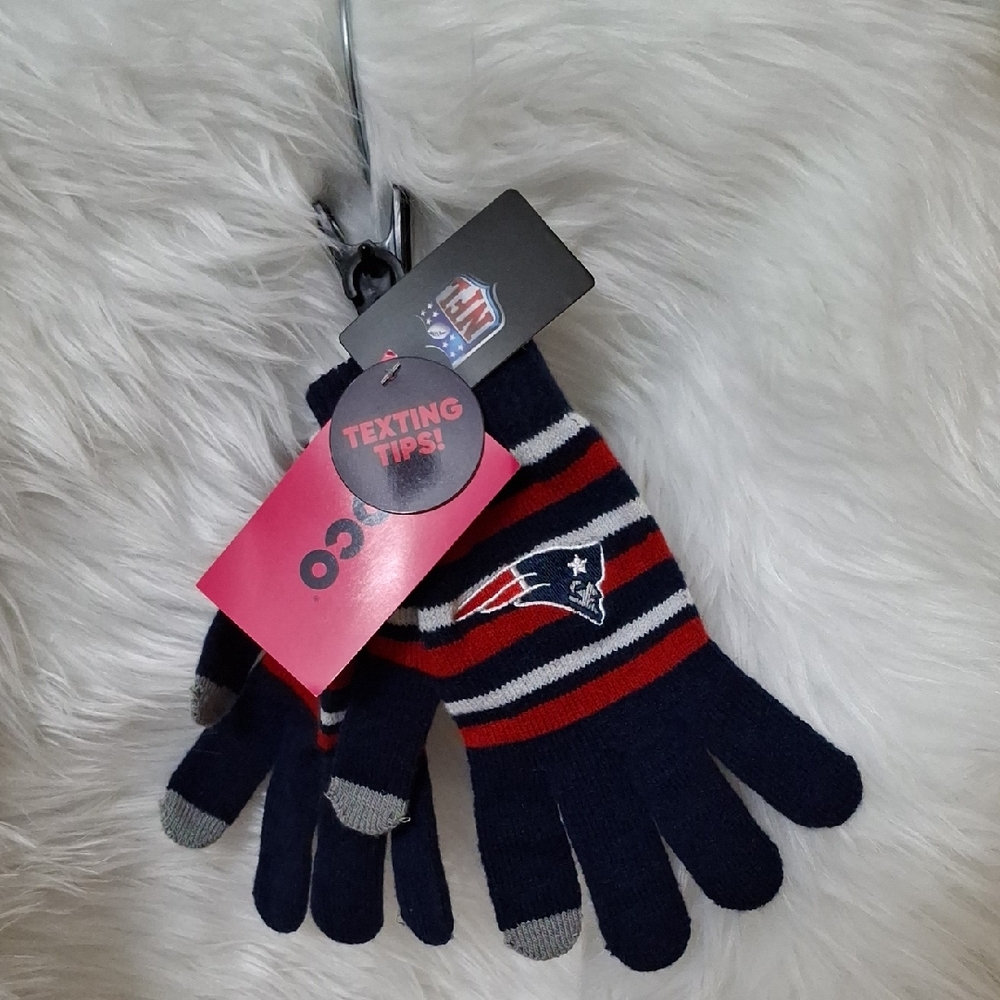Patriots Kids Texting Gloves - Navy and Red